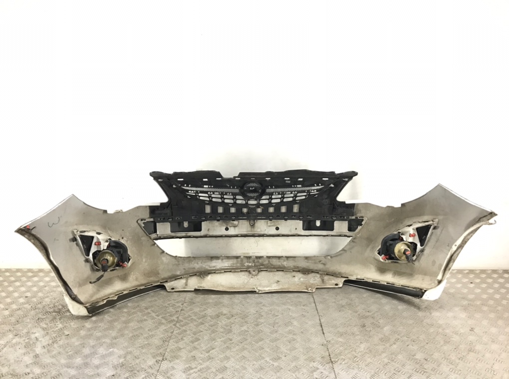 Бампер передний для Opel Corsa, 2013 г. 1.2 i бензин б/у — фото 4