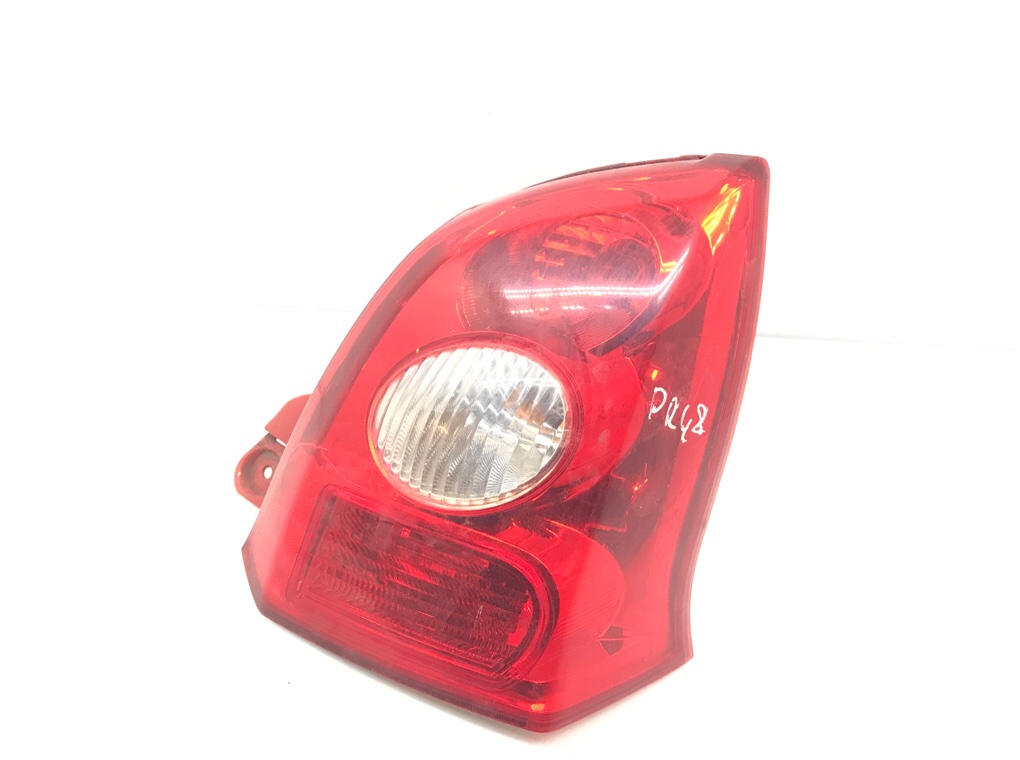 Фонарь задний правый для Nissan Pixo, 2010 г. 1.0 i бензин б/у