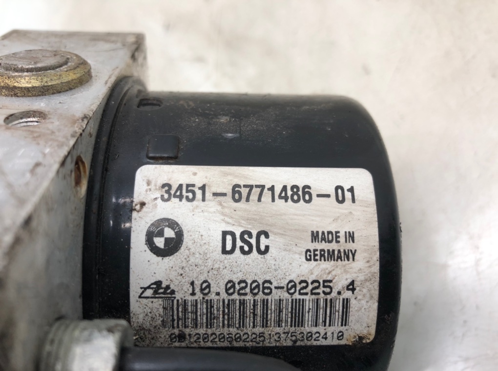 Блок ABS для BMW 3 E90/E91/E92/E93, 2005 г. 2.0 i бензин б/у — фото 8