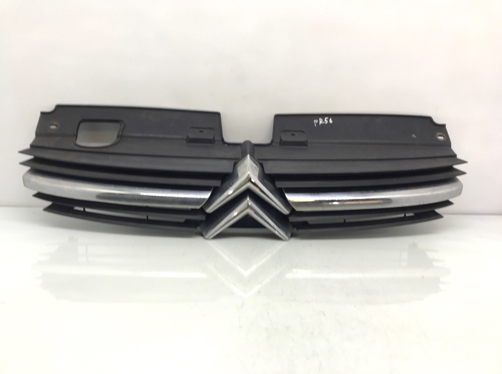 Решетка радиатора для Citroen C5, 2001 г. 1.8 i бензин б/у