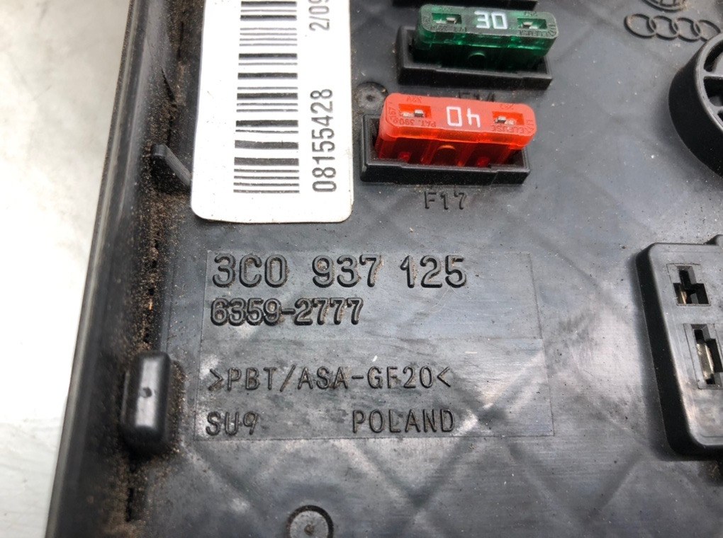 Блок предохранителей для Volkswagen Passat, 2008 г. 2.0 TDi дизель б/у — фото 9