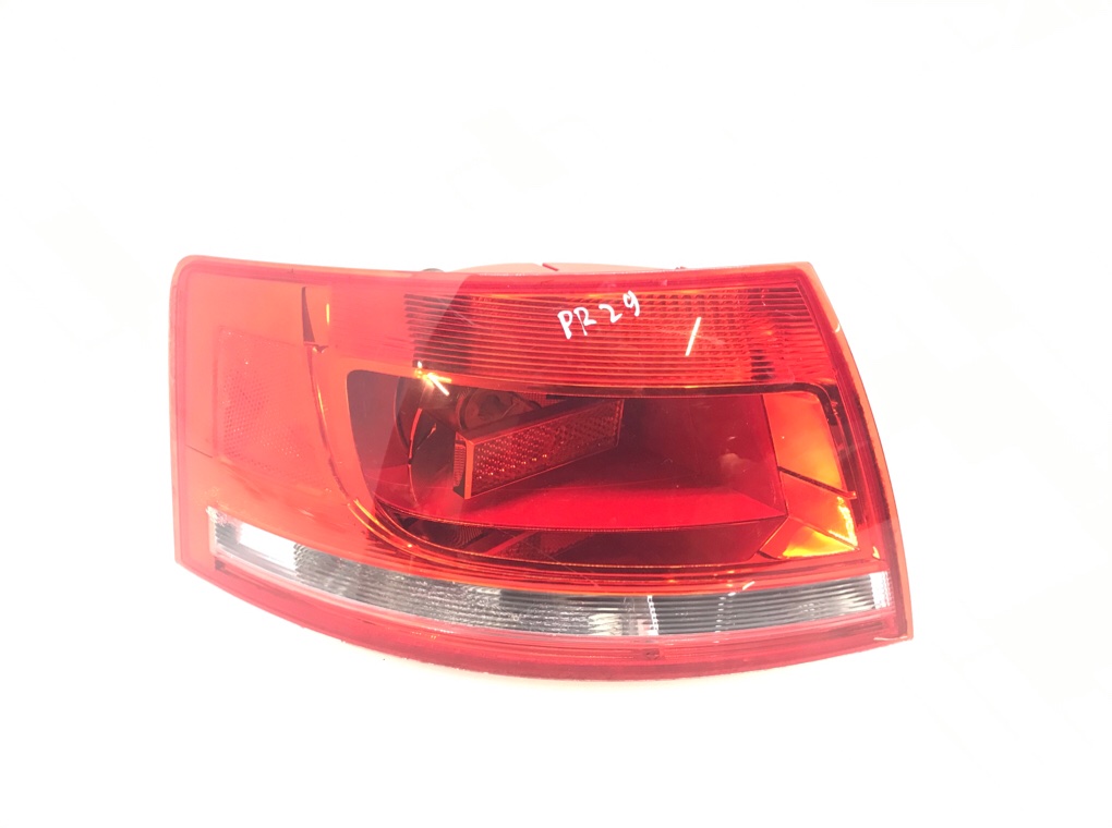 Фонарь задний левый для Audi A4, 2006 г. 2.0 TDi дизель б/у