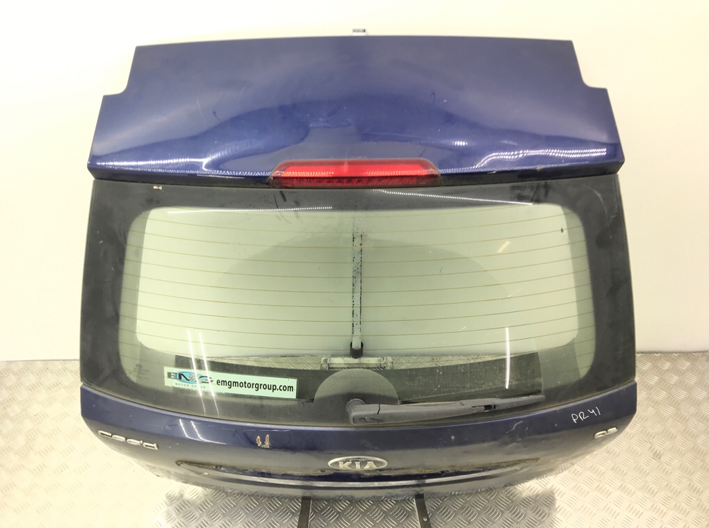 Крышка багажника для Kia Ceed, 2008 г. 1.6 CRDi дизель б/у — фото 2