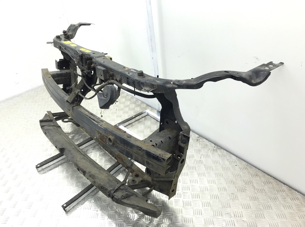 Панель передняя (телевизор) для Nissan Qashqai+2, 2009 г. 2.0 DCi дизель б/у — фото 4
