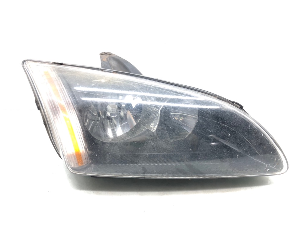 Фара правая для Ford Focus, 2007 г. 1.8 TDCi дизель б/у