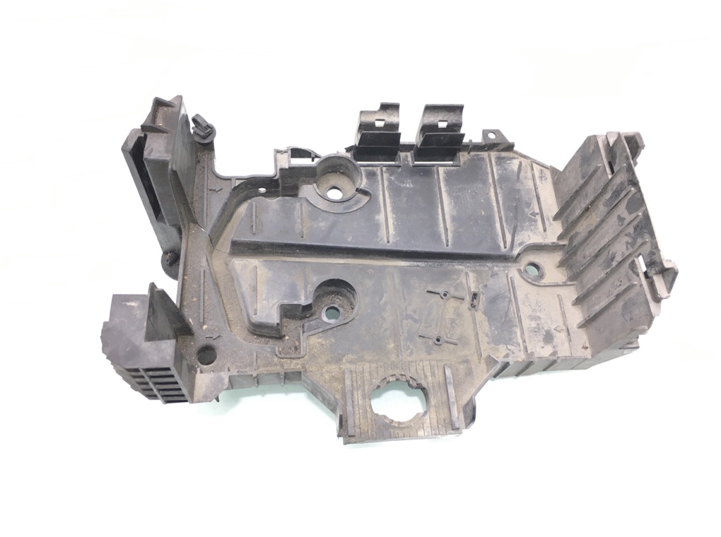 Полка аккумулятора для Citroen C5, 2008 г. 2.0 HDi дизель б/у