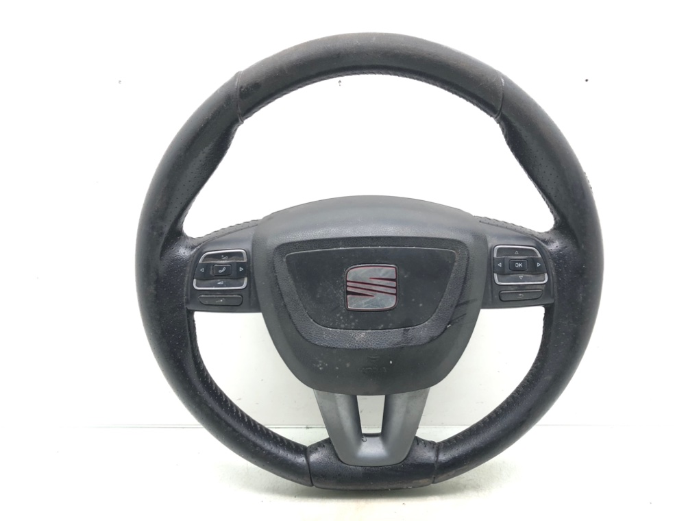 Руль для Seat Leon, 2012 г. 1.6 TDi дизель б/у
