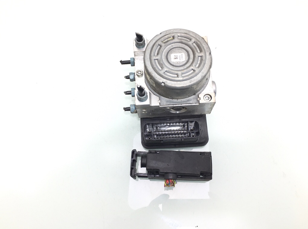 Блок ABS для BMW 1 F20/F21, 2013 г. 2.0 TD дизель б/у