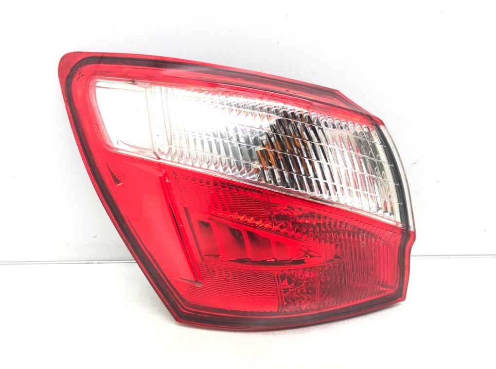 Фонарь задний левый для Nissan Qashqai, 2010 г. 1.5 DCi дизель б/у