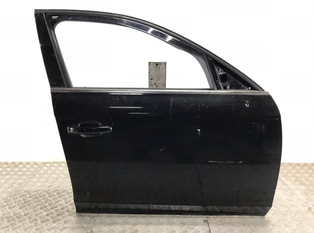 Дверь передняя правая для Audi A4, 2008 г. 2.0 TDi дизель б/у