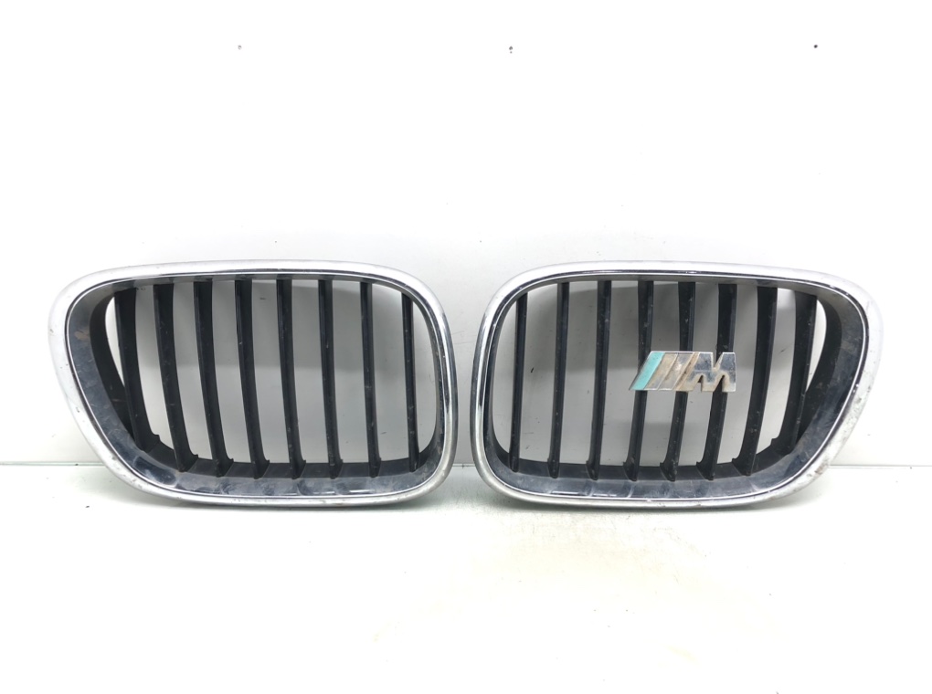 Решетка радиатора для BMW X5 E53, 2002 г. 3.0 D дизель б/у