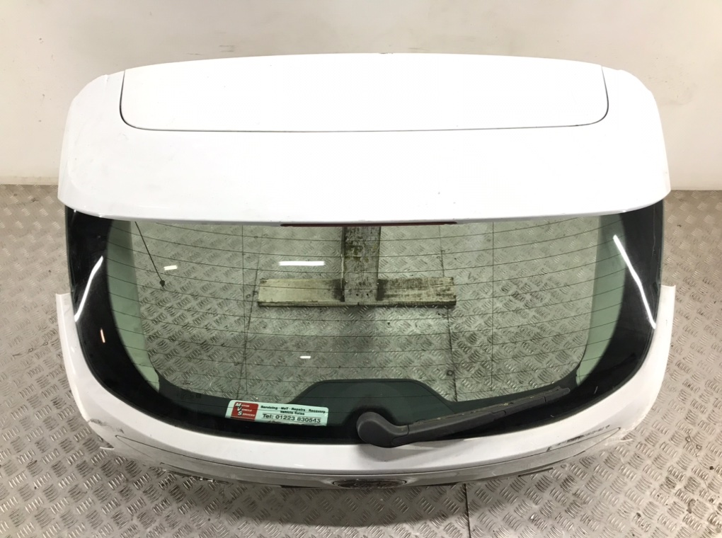Крышка багажника для Ford Focus, 2013 г. 1.6 TDCi дизель б/у — фото 2