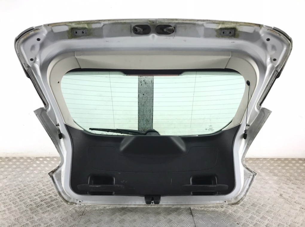 Крышка багажника для Ford Focus, 2013 г. 1.6 TDCi дизель б/у — фото 3