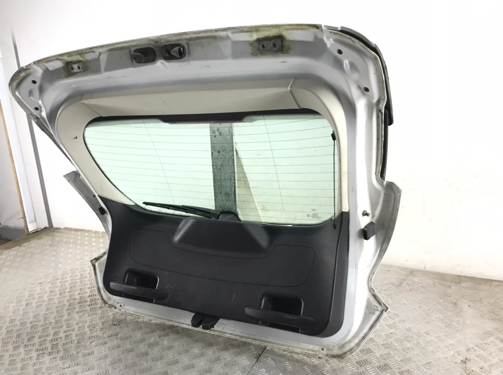 Крышка багажника для Ford Focus, 2013 г. 1.6 TDCi дизель б/у — фото 6