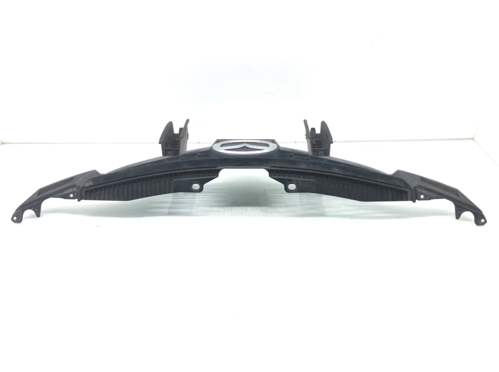Решетка радиатора для Mazda 2, 2008 г. 1.3 i бензин б/у — фото 2