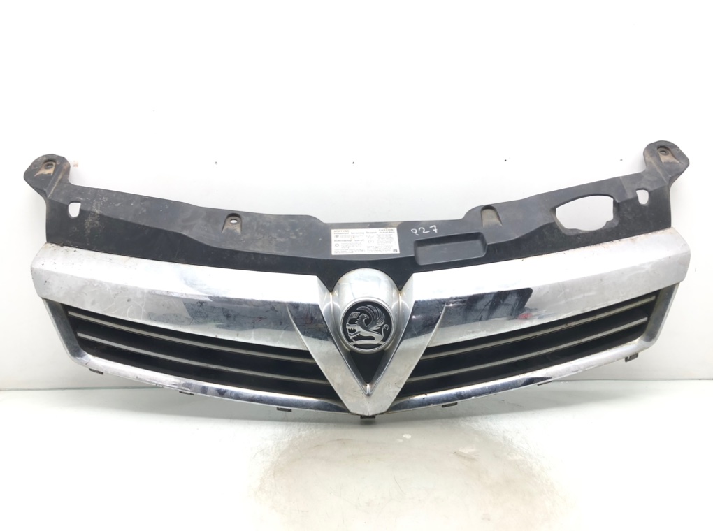 Решетка радиатора для Opel Astra, 2008 г. 1.7 CDTi дизель б/у
