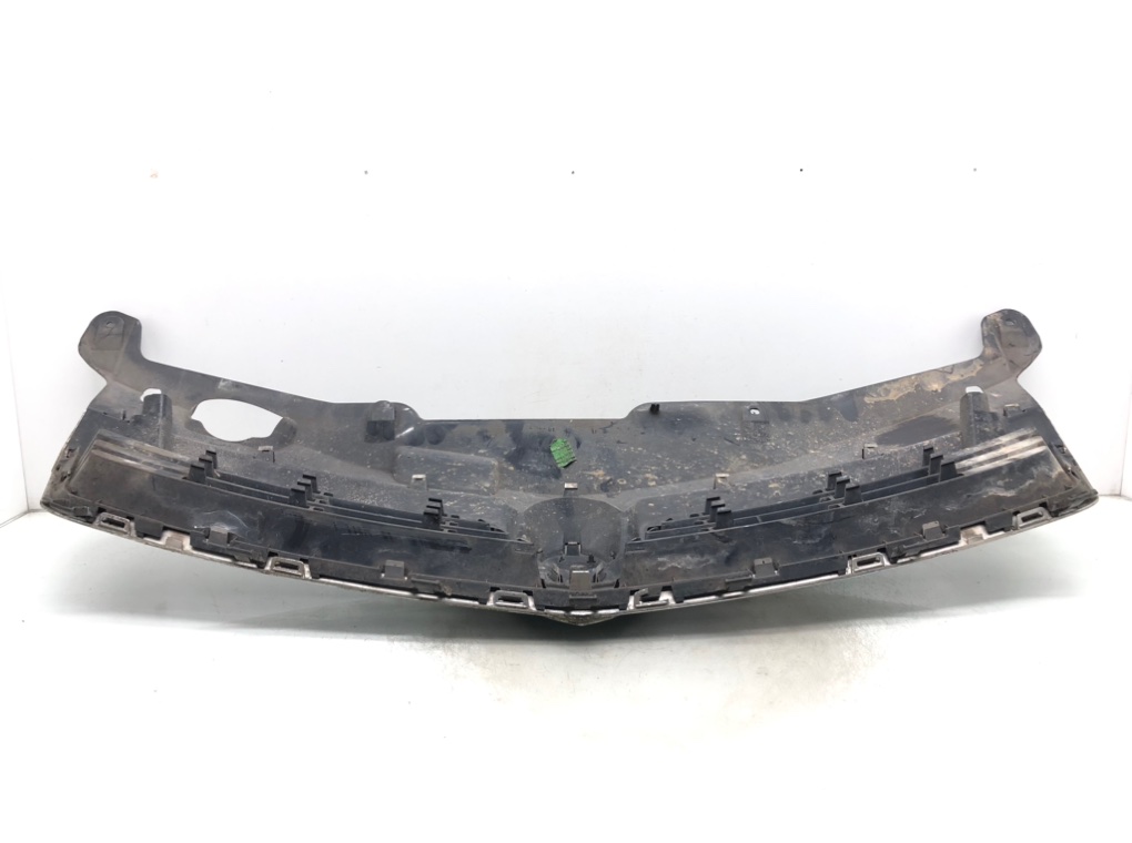 Решетка радиатора для Opel Astra, 2008 г. 1.7 CDTi дизель б/у — фото 4
