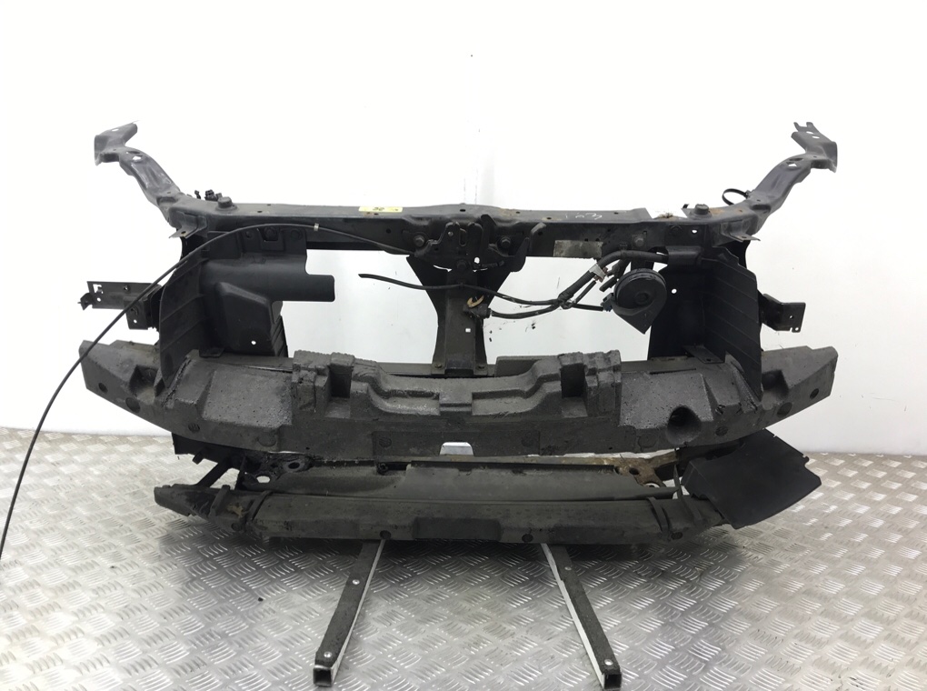 Панель передняя (телевизор) для Nissan Qashqai, 2009 г. 1.5 DCi дизель б/у