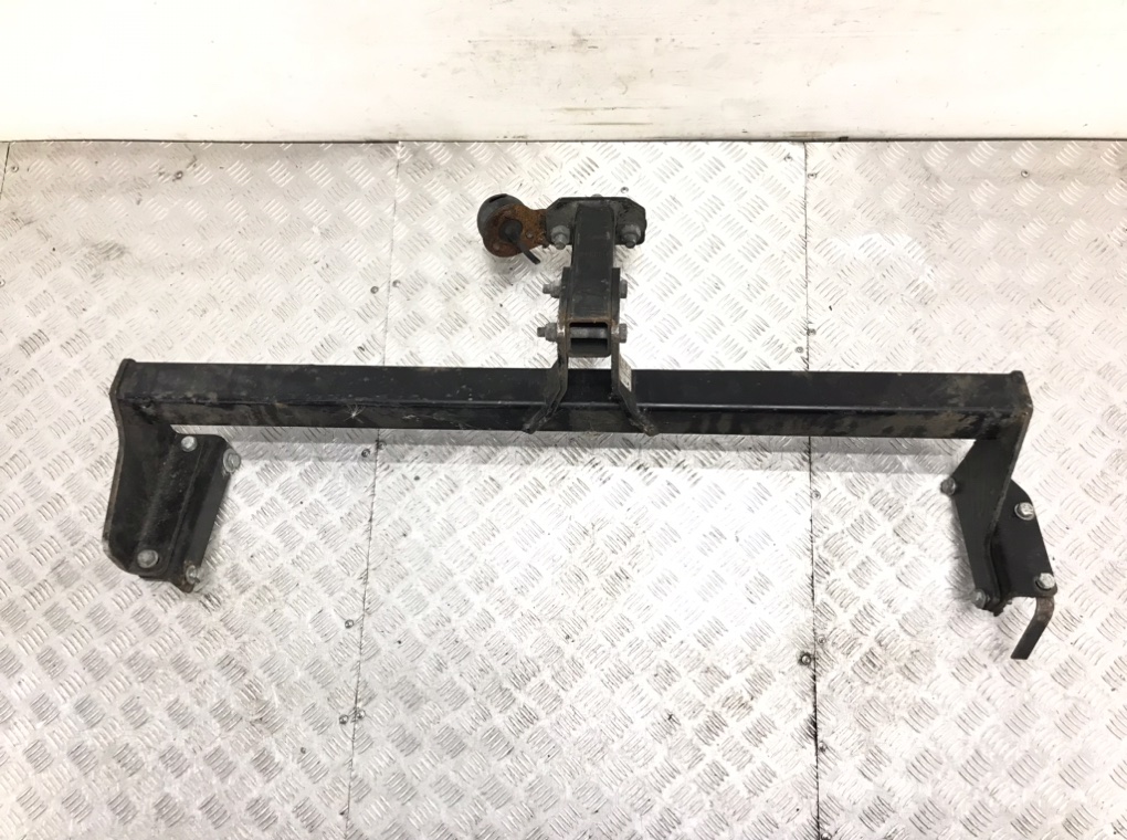 Прицепное устройство (фаркоп) для Honda FR-V, 2007 г. 2.2 CTDi дизель б/у — фото 4