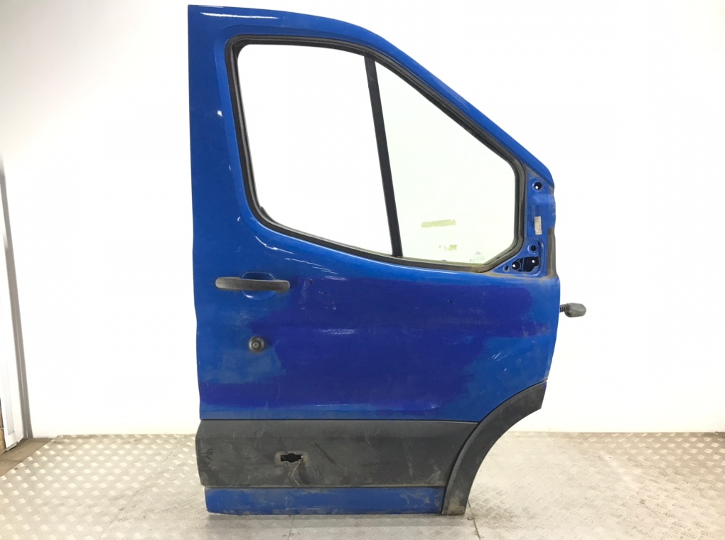 Дверь передняя правая для Ford Transit, 2015 г. 2.2 TDCi дизель б/у