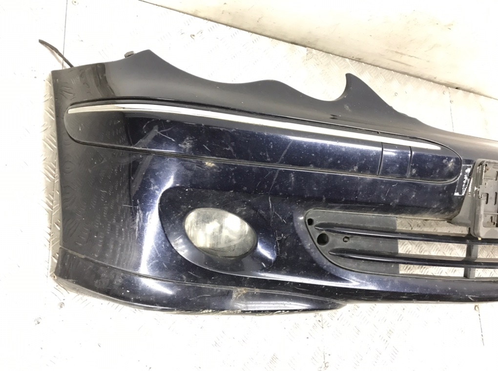 Бампер передний для Mercedes C W203, 2005 г. 2.2 CDi дизель б/у — фото 2