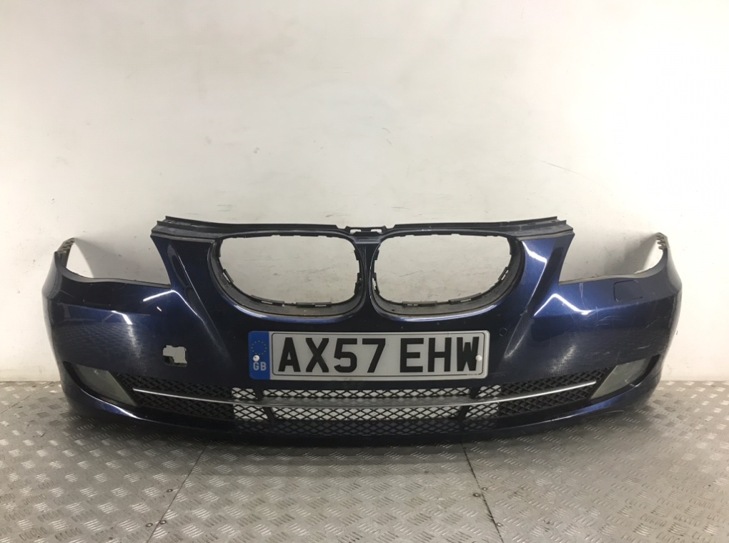 Бампер передний для BMW 5 E60/E61, 2008 г. 2.0 TD дизель б/у