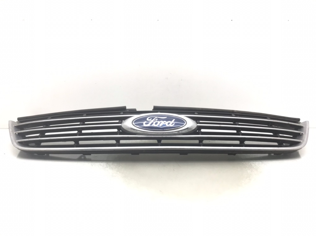 Решетка радиатора для Ford Mondeo, 2008 г. 2.0 TDCi дизель б/у — фото 2