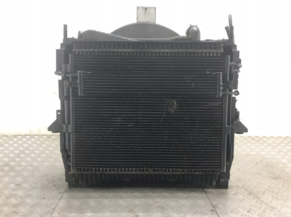 Кассета радиаторов для Land Rover Range Rover Sport, 2009 г. 3.0 TD дизель б/у