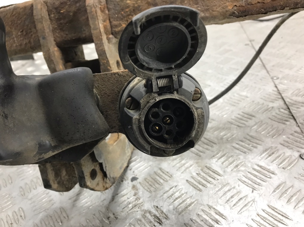 Прицепное устройство (фаркоп) для Ford Focus, 2013 г. 1.6 TDCi дизель б/у — фото 7