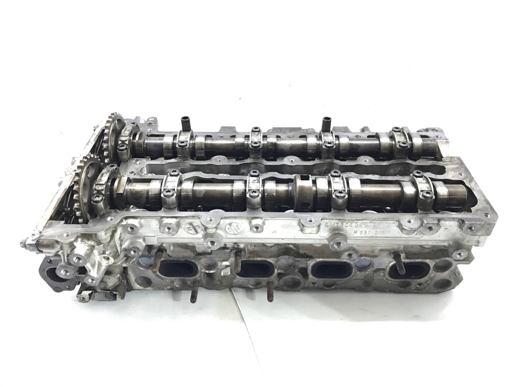 Головка блока цилиндров для Mercedes A W176, 2016 г. 2.2 CDi дизель б/у