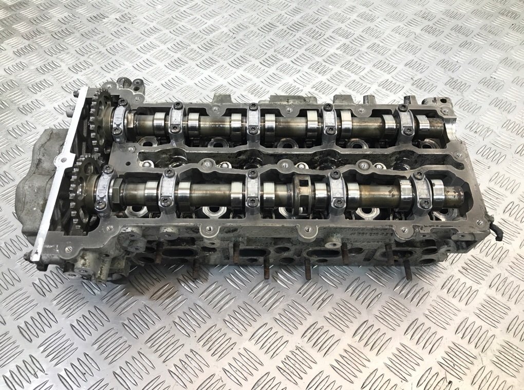 Головка блока цилиндров для Mercedes Sprinter, 2010 г. 2.2 CDi дизель б/у
