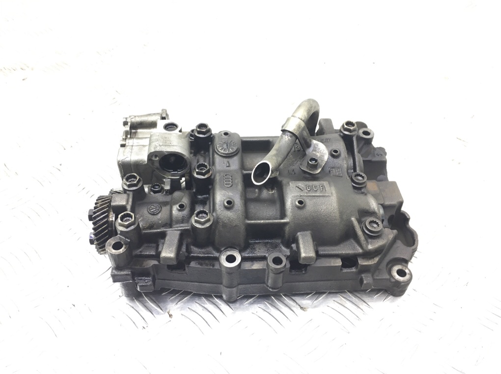 Насос масляный для Seat Exeo, 2011 г. 2.0 TDi дизель б/у