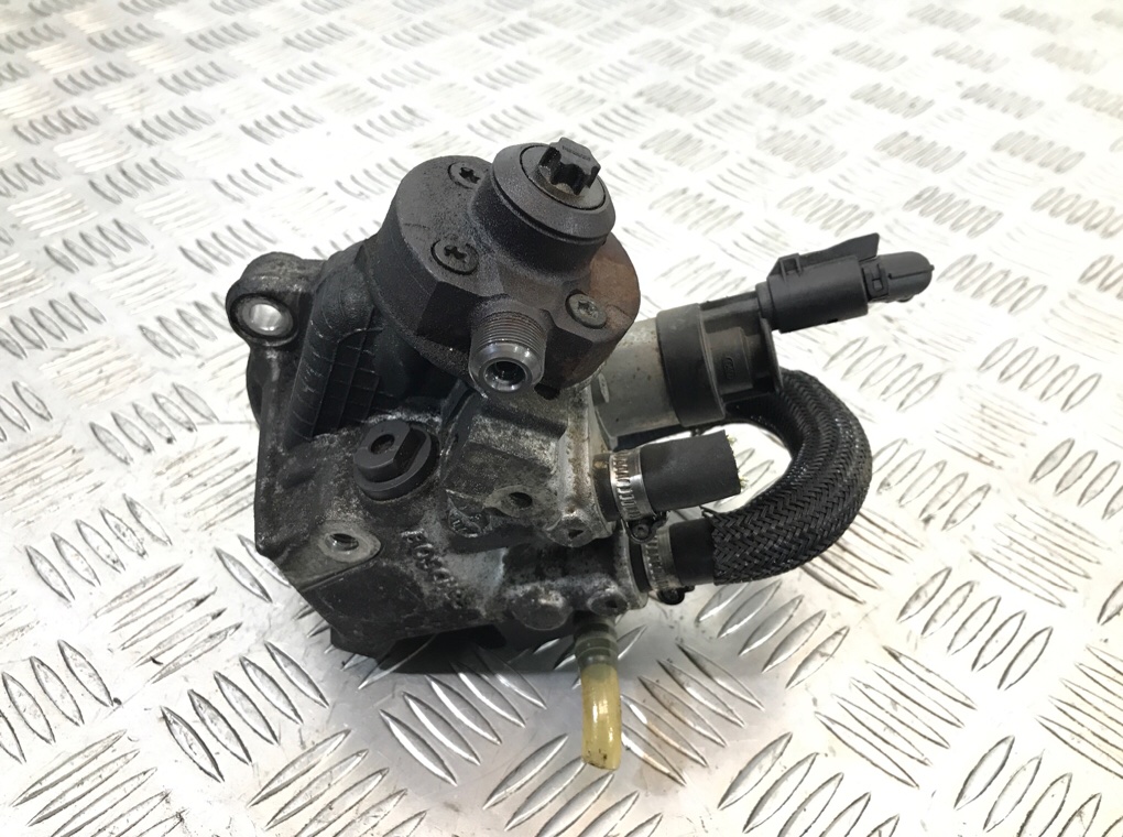 ТНВД для BMW 1 E87/E81/E82/E88, 2007 г. 2.0 TD дизель б/у — фото 4
