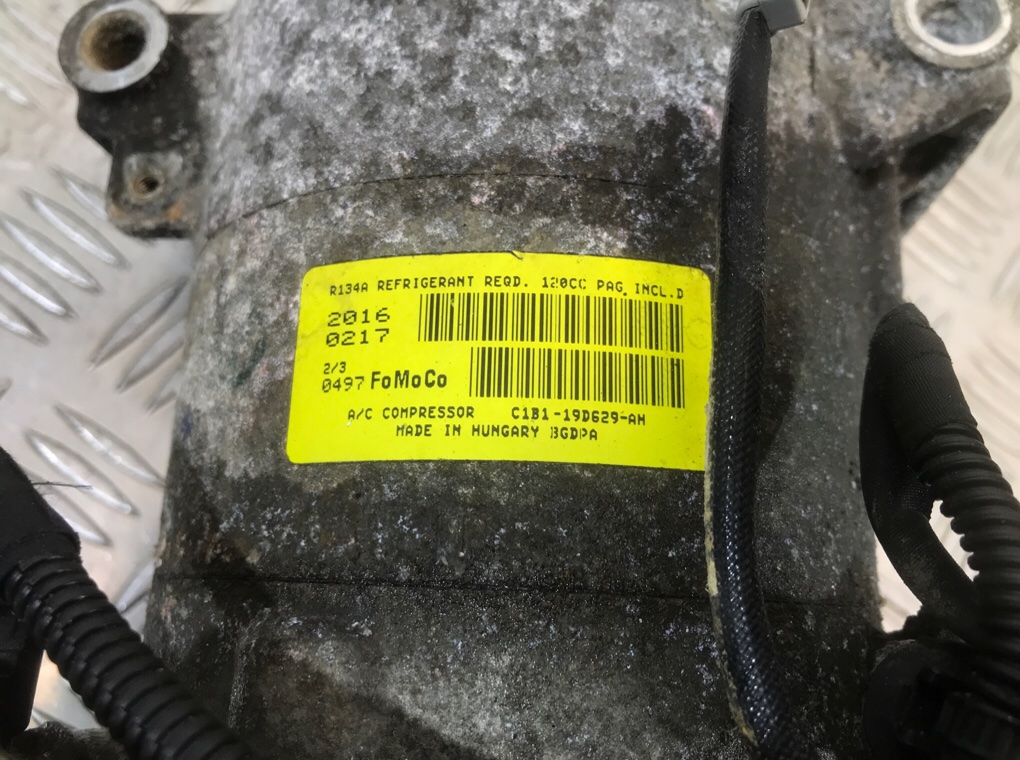 Компрессор кондиционера для Ford Fiesta, 2016 г. 1.0 i бензин б/у — фото 5