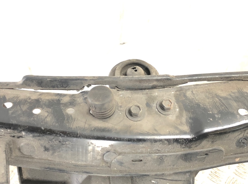 Панель передняя (телевизор) для Hyundai i30, 2008 г. 1.6 CRDi дизель б/у — фото 5