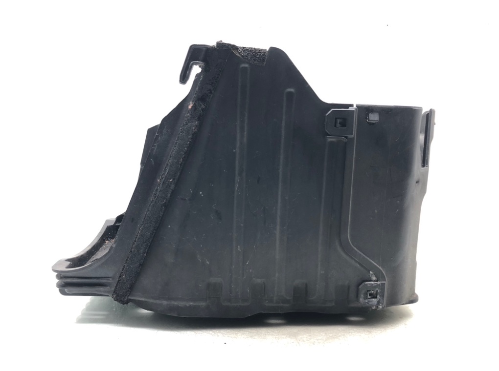 Полка аккумулятора для Volvo V70, 2010 г. 2.0 TD дизель б/у — фото 4
