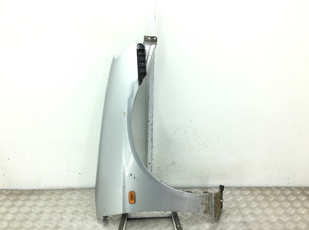 Крыло переднее правое для Honda Civic, 2001 г. 1.7 i бензин б/у