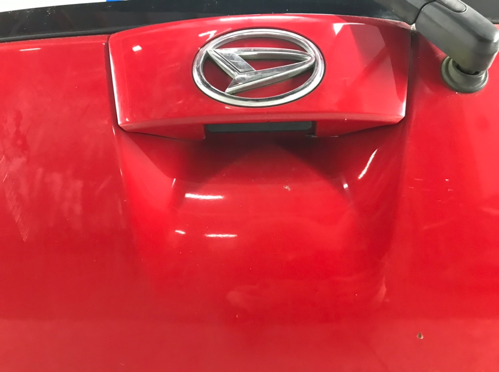 Крышка багажника для Daihatsu Sirion, 2006 г. 1.0 i бензин б/у — фото 11