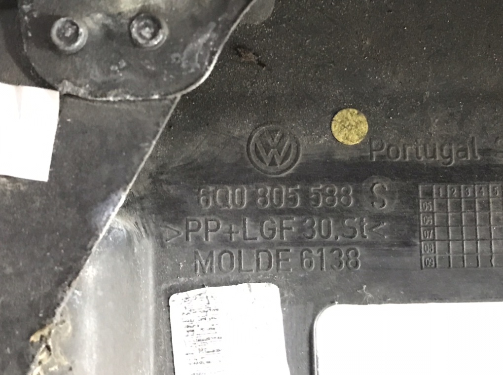 Панель передняя (телевизор) для Volkswagen Polo, 2006 г. 1.2 i бензин б/у — фото 10