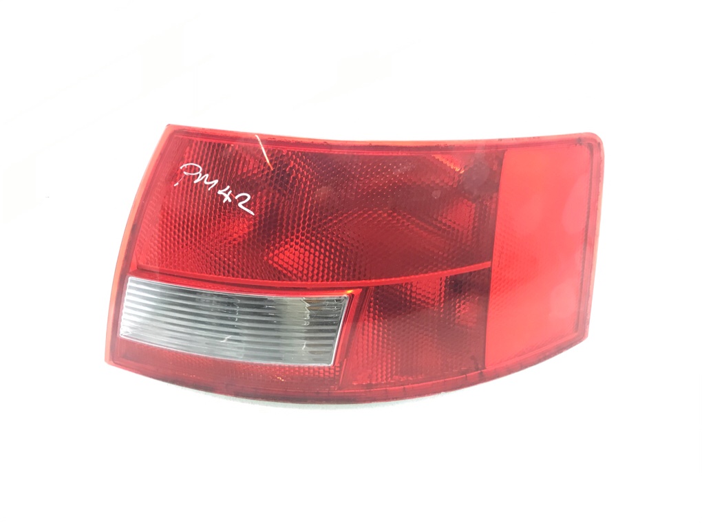 Фонарь задний правый для Audi A4, 2005 г. 1.8 Ti бензин б/у