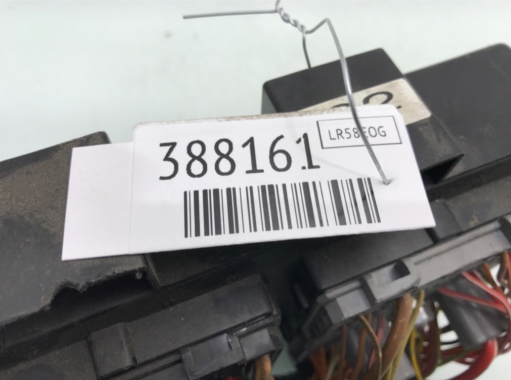 Блок предохранителей для Chevrolet Captiva, 2008 г. 2.0 CDi дизель б/у — фото 6