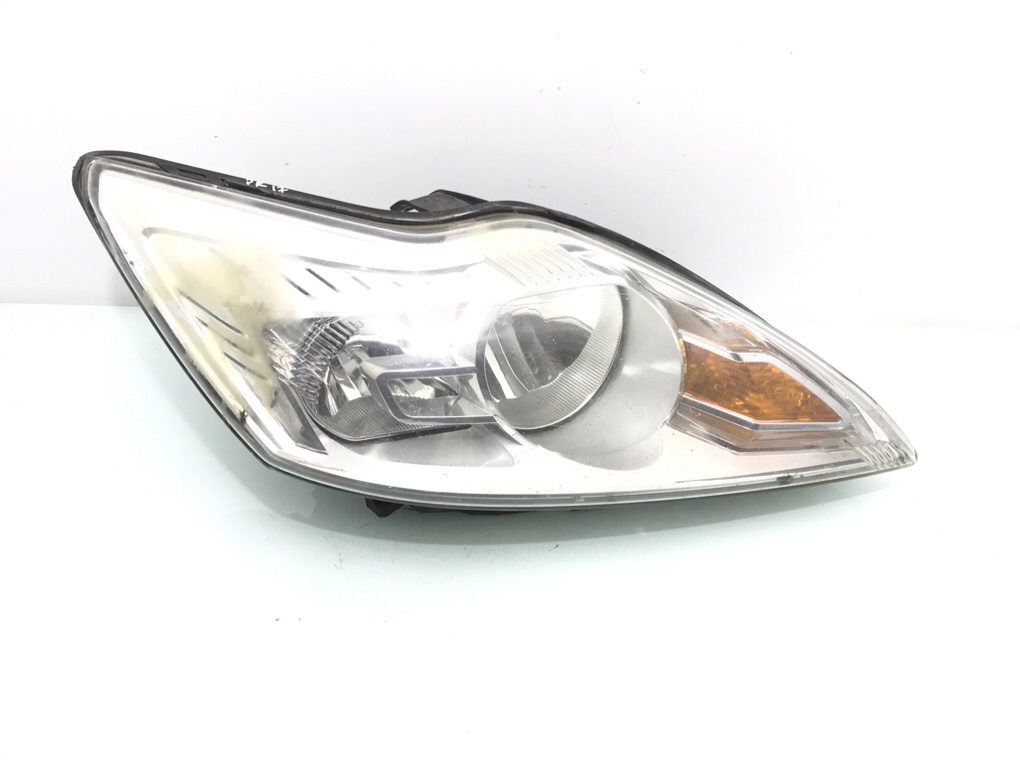 Фара правая для Ford Focus, 2010 г. 1.6 TDCi дизель б/у