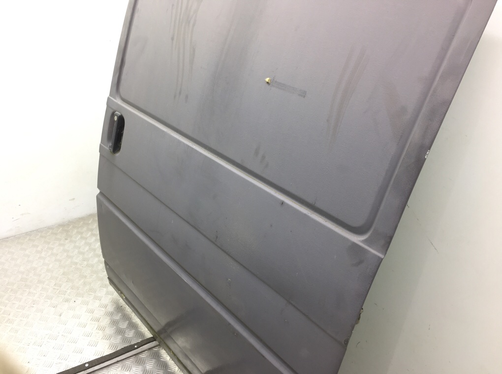 Дверь сдвижная левая для Volkswagen Transporter, 1999 г. 1.9 TD дизель б/у — фото 3