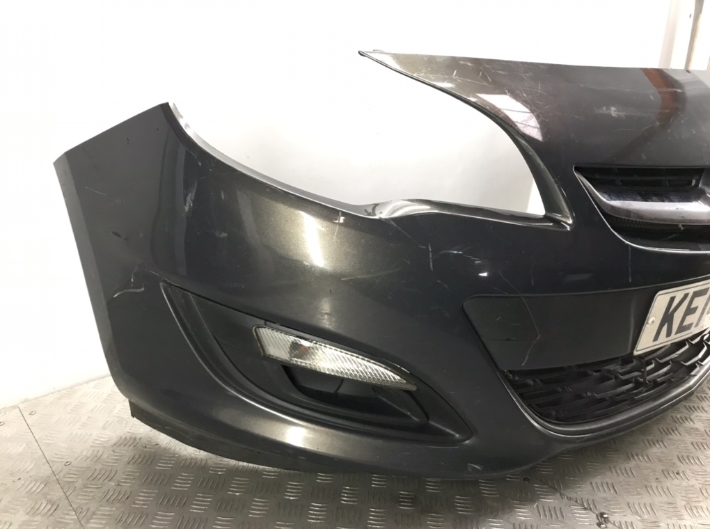 Бампер передний для Opel Astra, 2014 г. 1.4 i бензин б/у — фото 3