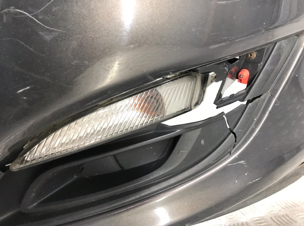 Бампер передний для Opel Astra, 2014 г. 1.4 i бензин б/у — фото 11