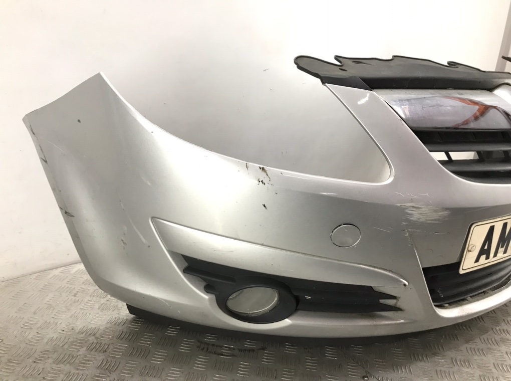 Бампер передний для Opel Corsa, 2008 г. 1.4 i бензин б/у — фото 3