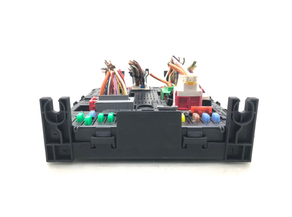 Блок комфорта для Peugeot 5008, 2011 г. 1.6 HDi дизель б/у — фото 2