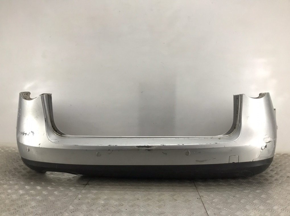 Бампер задний для Volkswagen Passat, 2010 г. 2.0 TDi дизель б/у