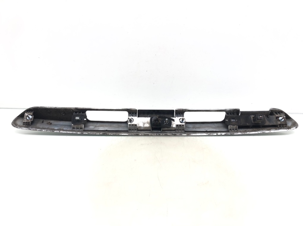 Кнопка открытия багажника для Peugeot 207, 2007 г. 1.6 HDi дизель б/у — фото 3