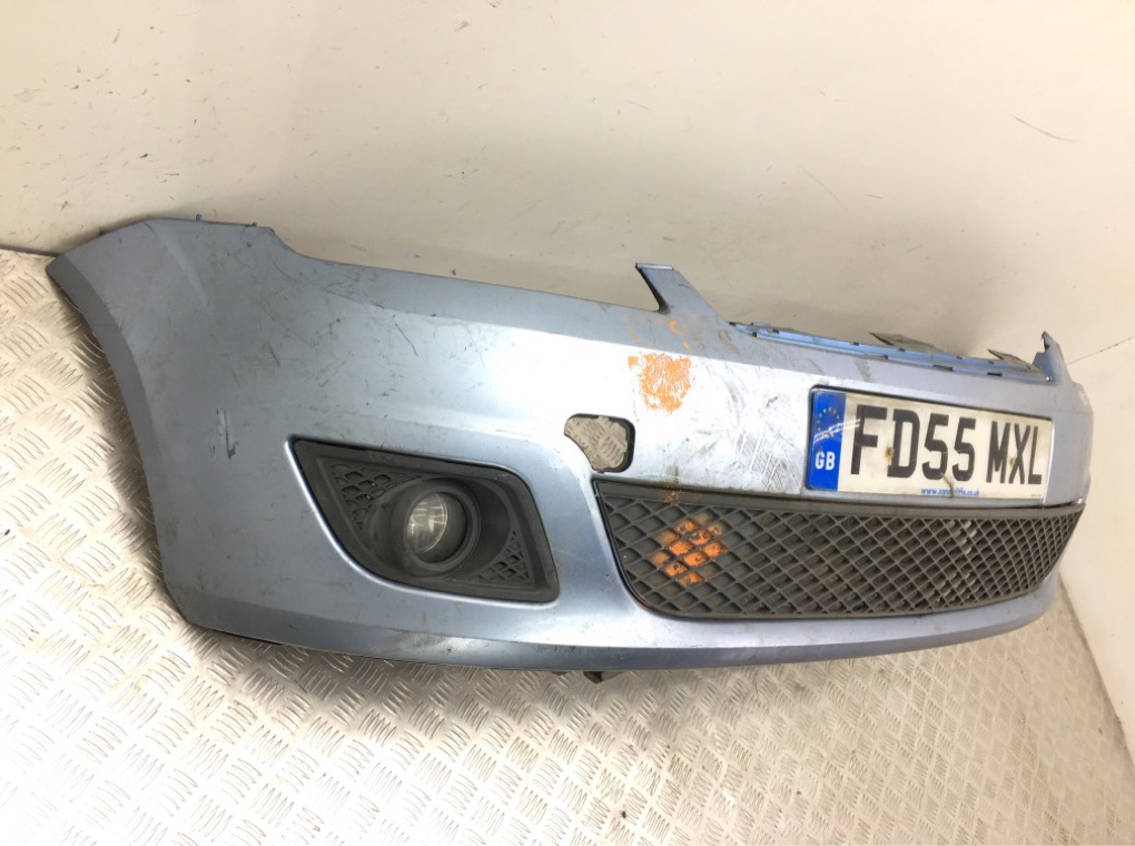 Бампер передний для Ford Fiesta, 2005 г. 1.6 i бензин б/у — фото 3